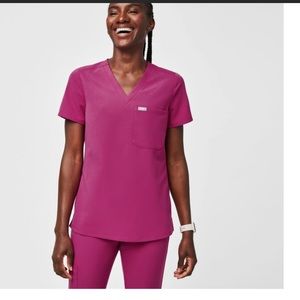 Raspberry sorbet Figs scrub top!